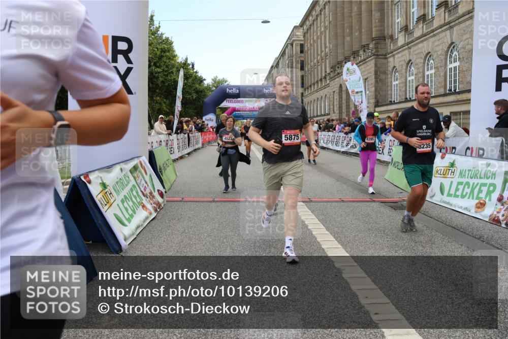 06.09.2026 - CURREX Alsterlauf Strokosch-Dieckow http://msf.ph/oto/10139206 06.09.2026 10:17:01 Ziel 2048, 3002, 3973, 4439, 4440, 4477, 4523, 4557, 4592, 4750, 4756, 5082, 5875, 6025, 8083, 8235, 8295 meine-sportfotos.de