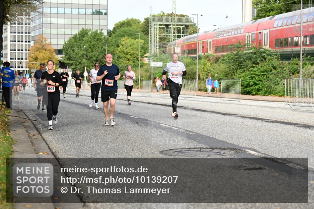 06.09.2026 - CURREX Alsterlauf Dr. Thomas Lammeyer http://msf.ph/oto/10139207 06.09.2026 10:06:04 Laufen 5008, 5558, 6338 meine-sportfotos.de