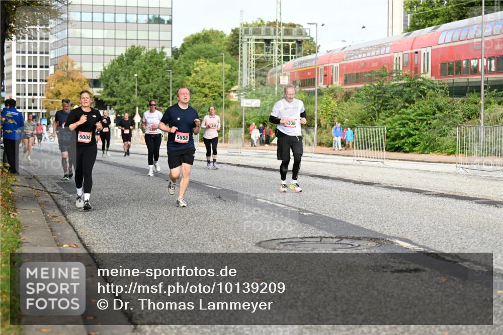 06.09.2026 - CURREX Alsterlauf Dr. Thomas Lammeyer http://msf.ph/oto/10139209 06.09.2026 10:06:05 Laufen 5008, 6354, 5558, 338 meine-sportfotos.de