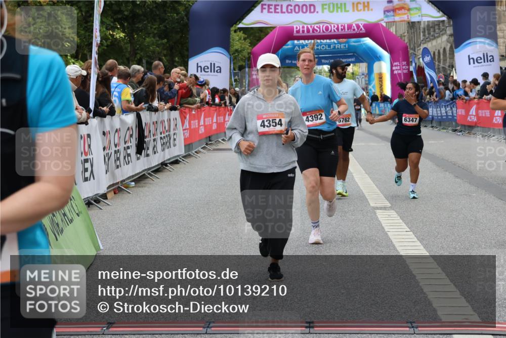 06.09.2026 - CURREX Alsterlauf Strokosch-Dieckow http://msf.ph/oto/10139210 06.09.2026 10:15:30 Ziel 2503, 2690, 3188, 3456, 3834, 4085, 4354, 4392, 5187, 5632, 5762, 5797, 6205, 6288, 6347, 6461 meine-sportfotos.de