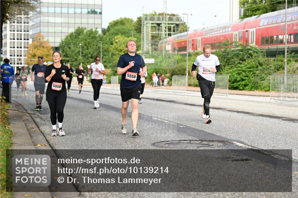 06.09.2026 - CURREX Alsterlauf Dr. Thomas Lammeyer http://msf.ph/oto/10139214 06.09.2026 10:06:06 Laufen 2324, 5008, 6354, 5558, 6338 meine-sportfotos.de