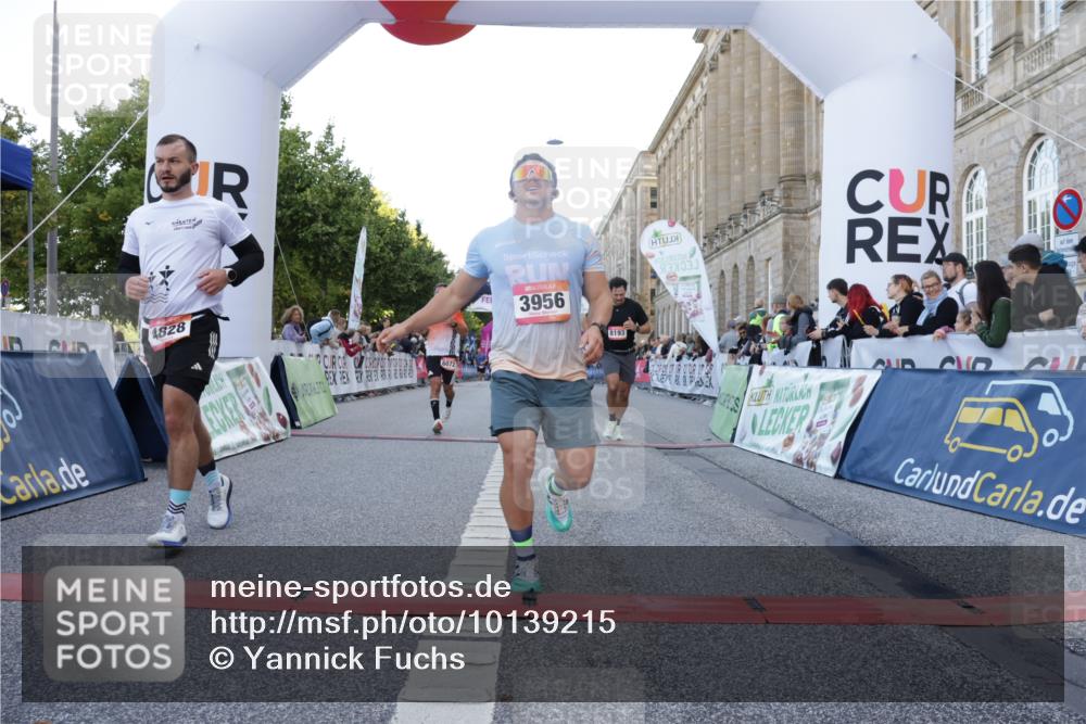 06.09.2026 - CURREX Alsterlauf Yannick Fuchs http://msf.ph/oto/10139215 06.09.2026 09:45:53 Ziel 2054, 3956, 4341, 4721, 4828, 5123, 6072, 6113, 6186, 8193 meine-sportfotos.de