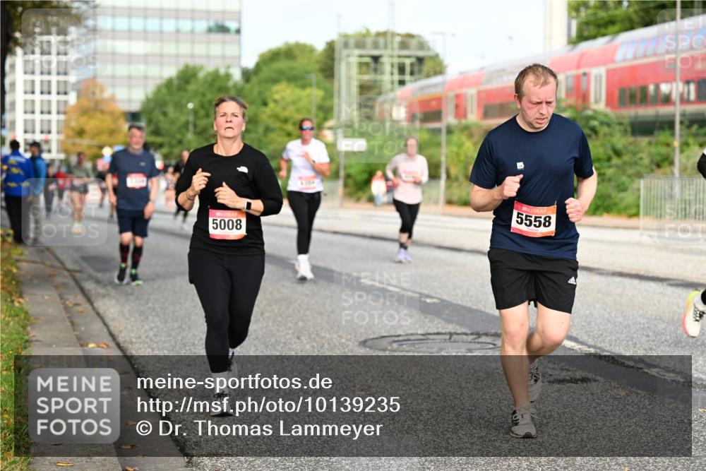 06.09.2026 - CURREX Alsterlauf Dr. Thomas Lammeyer http://msf.ph/oto/10139235 06.09.2026 10:06:08 Laufen 5008, 5558 meine-sportfotos.de
