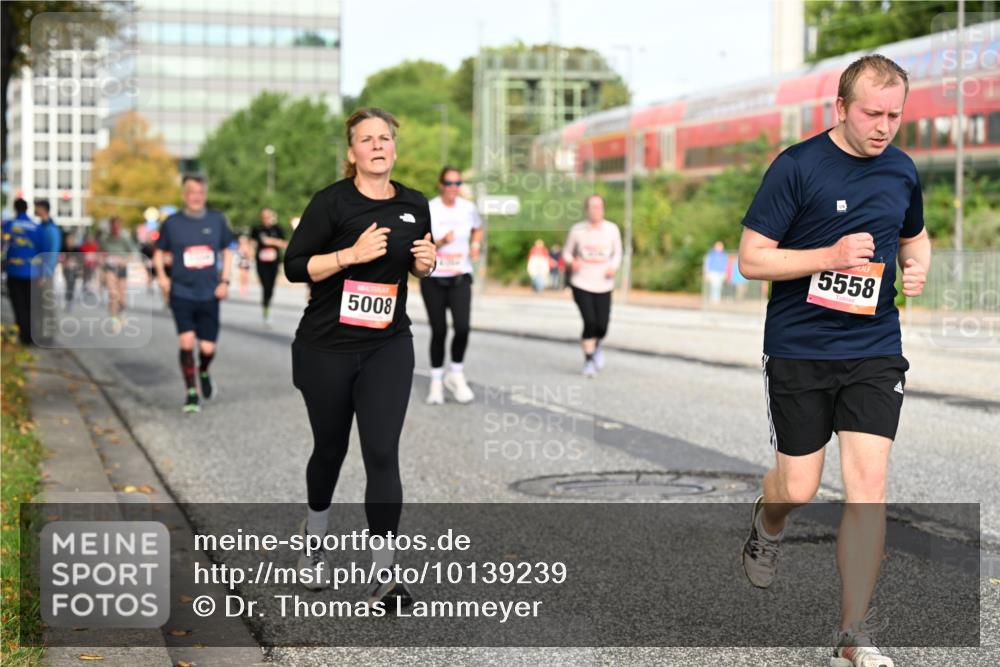 06.09.2026 - CURREX Alsterlauf Dr. Thomas Lammeyer http://msf.ph/oto/10139239 06.09.2026 10:06:08 Laufen 5008, 5558 meine-sportfotos.de