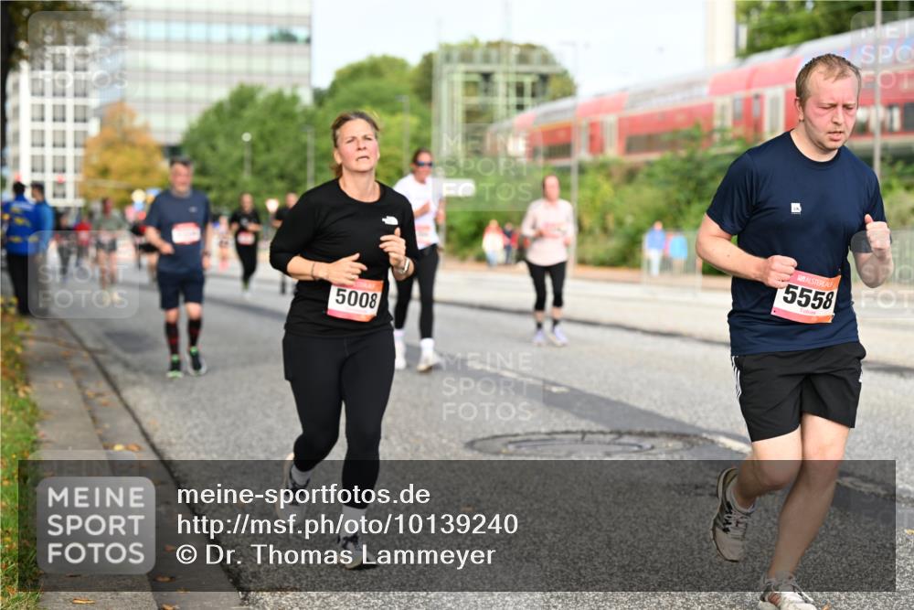 06.09.2026 - CURREX Alsterlauf Dr. Thomas Lammeyer http://msf.ph/oto/10139240 06.09.2026 10:06:08 Laufen 5008, 5558 meine-sportfotos.de