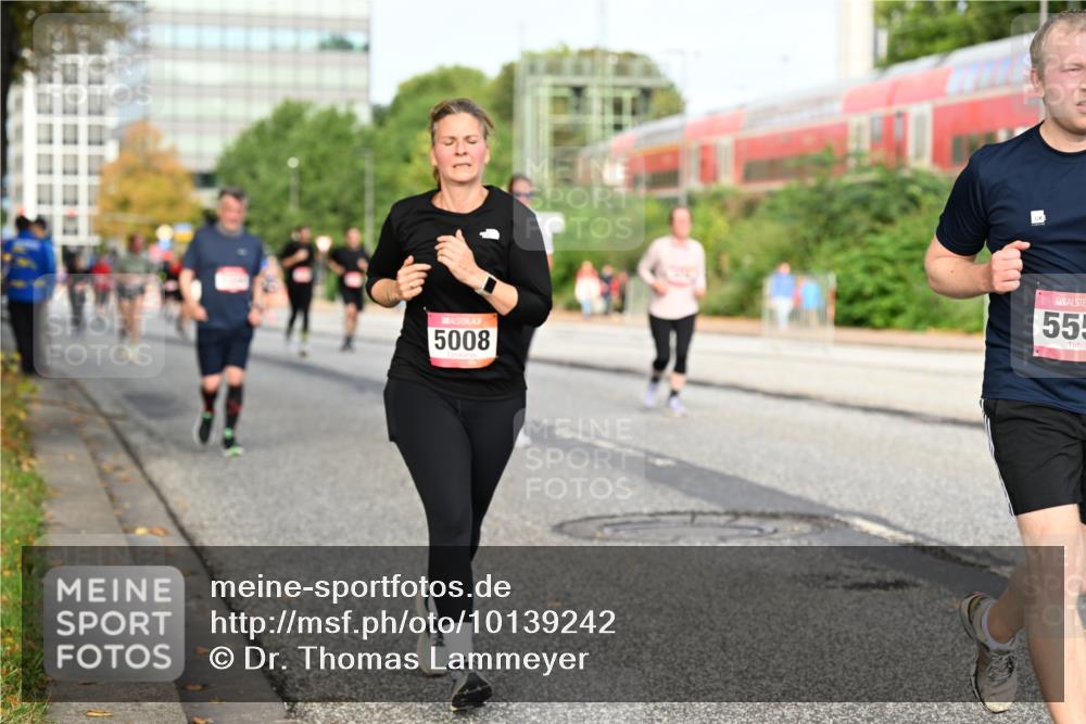 06.09.2026 - CURREX Alsterlauf Dr. Thomas Lammeyer http://msf.ph/oto/10139242 06.09.2026 10:06:09 Laufen 5008, 555 meine-sportfotos.de