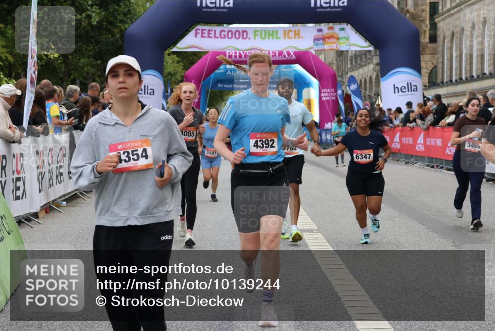 06.09.2026 - CURREX Alsterlauf Strokosch-Dieckow http://msf.ph/oto/10139244 06.09.2026 10:15:32 Ziel 2503, 2690, 3188, 3456, 3834, 4085, 4354, 4392, 5147, 5187, 5762, 5797, 6189, 6205, 6336, 6347, 6461 meine-sportfotos.de