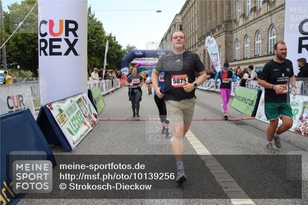 06.09.2026 - CURREX Alsterlauf Strokosch-Dieckow http://msf.ph/oto/10139256 06.09.2026 10:17:01 Ziel 2048, 3002, 3973, 4439, 4440, 4477, 4523, 4557, 4592, 4750, 4756, 5082, 5875, 6025, 8083, 8235, 8295 meine-sportfotos.de