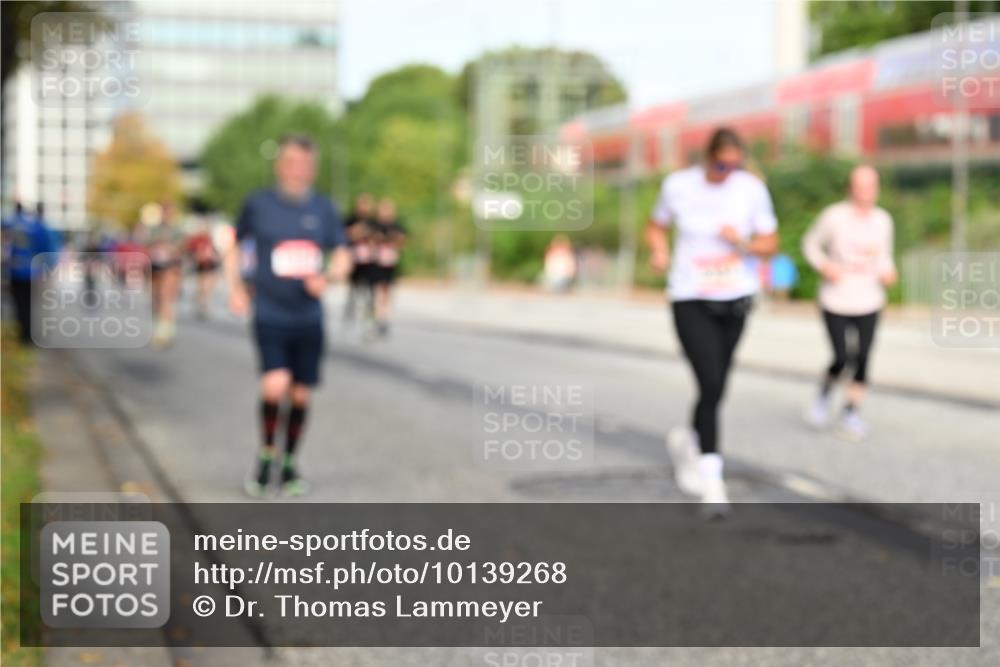 06.09.2026 - CURREX Alsterlauf Dr. Thomas Lammeyer http://msf.ph/oto/10139268 06.09.2026 10:06:11 Laufen  meine-sportfotos.de