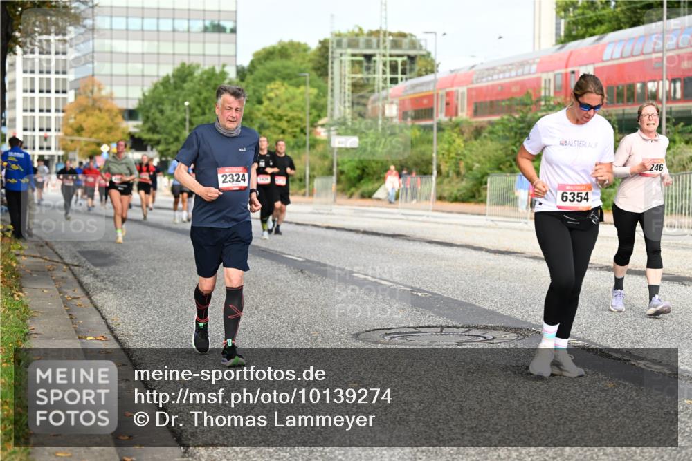 06.09.2026 - CURREX Alsterlauf Dr. Thomas Lammeyer http://msf.ph/oto/10139274 06.09.2026 10:06:11 Laufen 2324, 246, 6354 meine-sportfotos.de