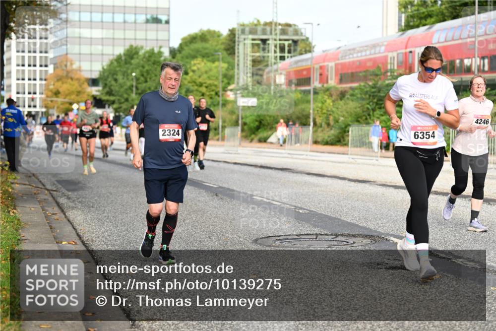 06.09.2026 - CURREX Alsterlauf Dr. Thomas Lammeyer http://msf.ph/oto/10139275 06.09.2026 10:06:12 Laufen 2324, 6354, 4246 meine-sportfotos.de
