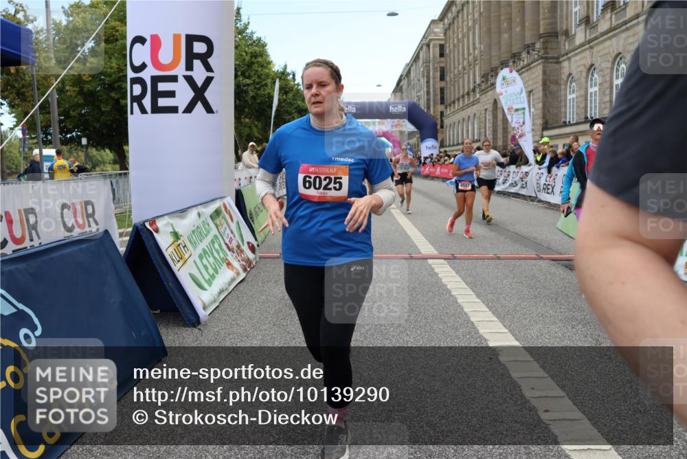 06.09.2026 - CURREX Alsterlauf Strokosch-Dieckow http://msf.ph/oto/10139290 06.09.2026 10:17:02 Ziel 2048, 3002, 3496, 3973, 4477, 4523, 4557, 4592, 5082, 5875, 6025, 8083, 8235, 8295 meine-sportfotos.de