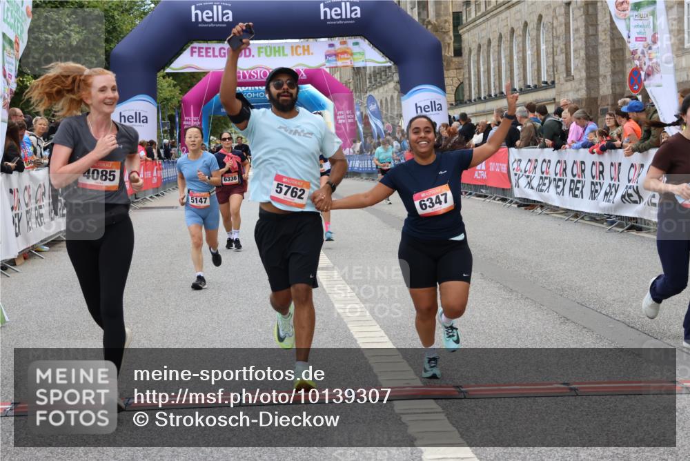 06.09.2026 - CURREX Alsterlauf Strokosch-Dieckow http://msf.ph/oto/10139307 06.09.2026 10:15:34 Ziel 2503, 2690, 3188, 3456, 3834, 4085, 4354, 4392, 5147, 5187, 5762, 5797, 6189, 6336, 6347, 6461 meine-sportfotos.de