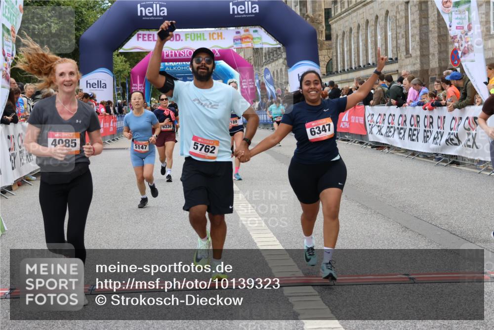 06.09.2026 - CURREX Alsterlauf Strokosch-Dieckow http://msf.ph/oto/10139323 06.09.2026 10:15:34 Ziel 2503, 2690, 3188, 3456, 3834, 4085, 4354, 4392, 5147, 5187, 5762, 5797, 6189, 6336, 6347, 6461 meine-sportfotos.de