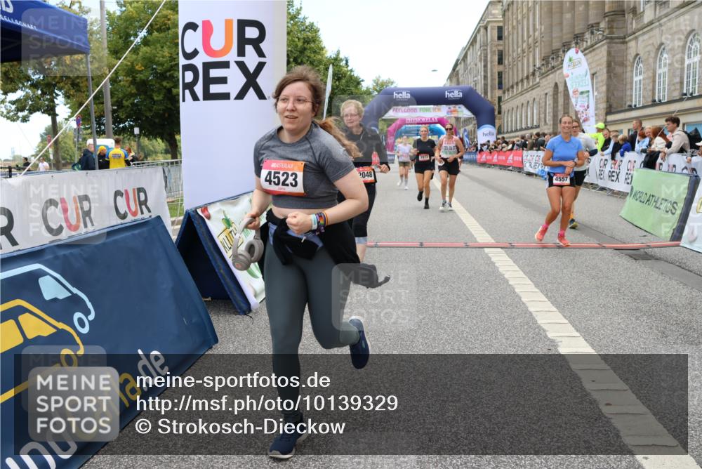 06.09.2026 - CURREX Alsterlauf Strokosch-Dieckow http://msf.ph/oto/10139329 06.09.2026 10:17:03 Ziel 2048, 3002, 3496, 3973, 4477, 4523, 4557, 4592, 5082, 5875, 6025, 8083, 8235, 8295 meine-sportfotos.de