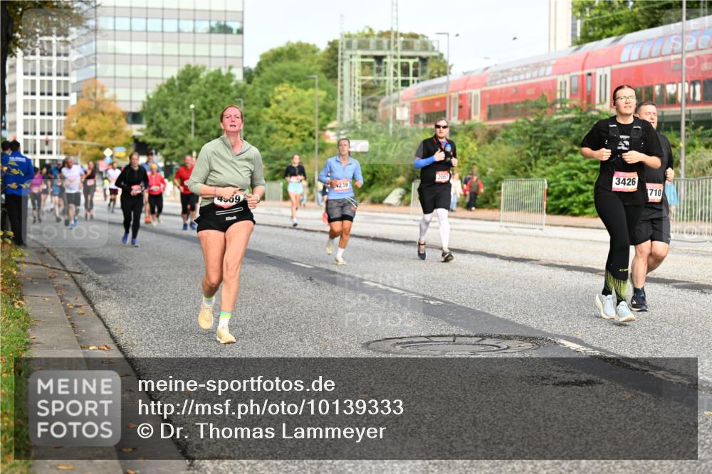 06.09.2026 - CURREX Alsterlauf Dr. Thomas Lammeyer http://msf.ph/oto/10139333 06.09.2026 10:06:17 Laufen 239, 3426, 4509, 710 meine-sportfotos.de