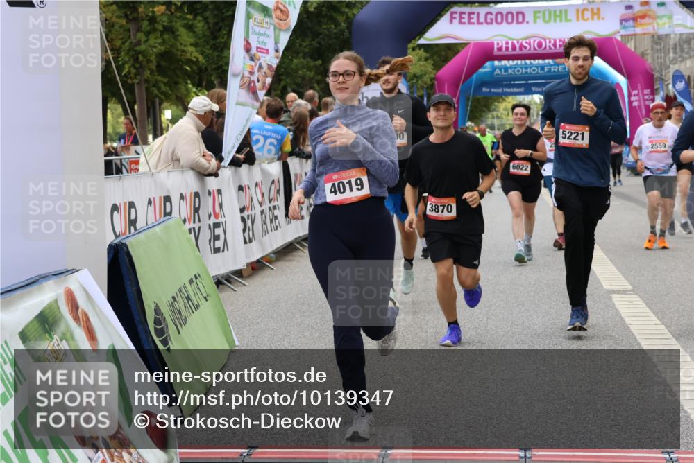 06.09.2026 - CURREX Alsterlauf Strokosch-Dieckow http://msf.ph/oto/10139347 06.09.2026 10:15:44 Ziel 1003, 2408, 2558, 2559, 3741, 3870, 4600, 4926, 5221, 6022, 6097, 6336 meine-sportfotos.de