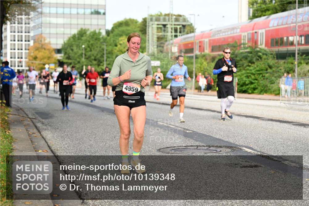 06.09.2026 - CURREX Alsterlauf Dr. Thomas Lammeyer http://msf.ph/oto/10139348 06.09.2026 10:06:19 Laufen 4959 meine-sportfotos.de