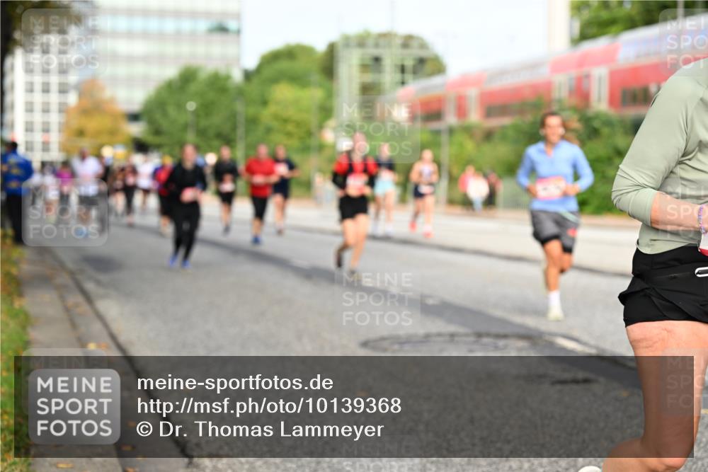 06.09.2026 - CURREX Alsterlauf Dr. Thomas Lammeyer http://msf.ph/oto/10139368 06.09.2026 10:06:21 Laufen  meine-sportfotos.de