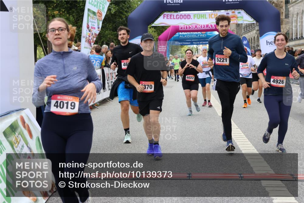 06.09.2026 - CURREX Alsterlauf Strokosch-Dieckow http://msf.ph/oto/10139373 06.09.2026 10:15:45 Ziel 1003, 2408, 2558, 2559, 3741, 3870, 4600, 4926, 5221, 6022, 6097 meine-sportfotos.de