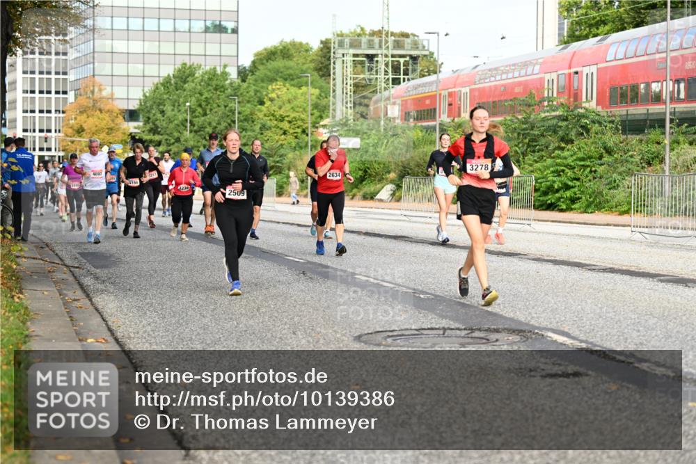 06.09.2026 - CURREX Alsterlauf Dr. Thomas Lammeyer http://msf.ph/oto/10139386 06.09.2026 10:06:23 Laufen 2840, 4697, 166, 4238, 2509, 2634, 3278 meine-sportfotos.de