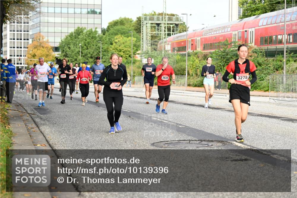 06.09.2026 - CURREX Alsterlauf Dr. Thomas Lammeyer http://msf.ph/oto/10139396 06.09.2026 10:06:23 Laufen 4697, 4855, 4166, 3213, 4238, 4816, 50, 2566, 2634, 3278 meine-sportfotos.de