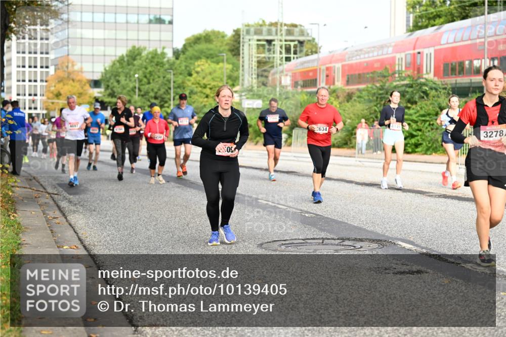 06.09.2026 - CURREX Alsterlauf Dr. Thomas Lammeyer http://msf.ph/oto/10139405 06.09.2026 10:06:24 Laufen 4697, 4166, 4416, 2566, 634, 3278 meine-sportfotos.de