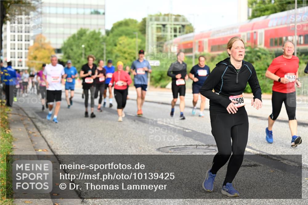 06.09.2026 - CURREX Alsterlauf Dr. Thomas Lammeyer http://msf.ph/oto/10139425 06.09.2026 10:06:26 Laufen 509, 2634 meine-sportfotos.de