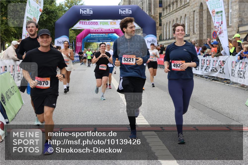06.09.2026 - CURREX Alsterlauf Strokosch-Dieckow http://msf.ph/oto/10139426 06.09.2026 10:15:46 Ziel 1003, 2408, 2558, 2559, 3741, 3870, 4547, 4600, 4926, 5221, 6022, 6097 meine-sportfotos.de