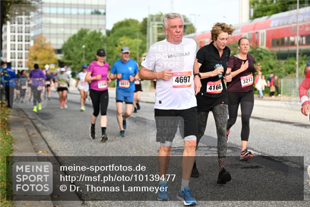 06.09.2026 - CURREX Alsterlauf Dr. Thomas Lammeyer http://msf.ph/oto/10139477 06.09.2026 10:06:31 Laufen 2841, 4455, 4697, 4166, 3213 meine-sportfotos.de