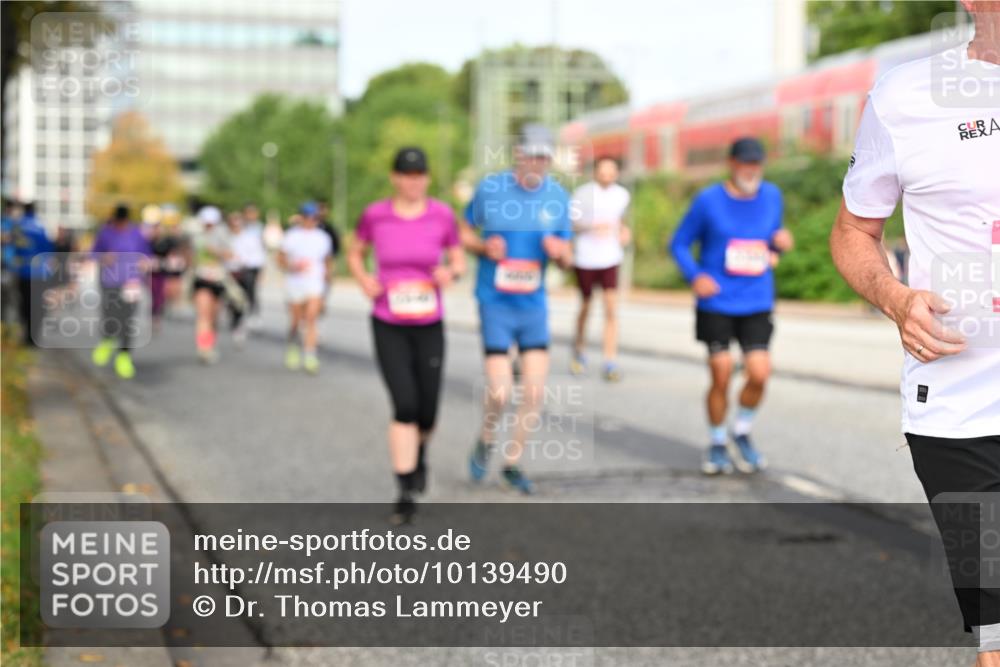 06.09.2026 - CURREX Alsterlauf Dr. Thomas Lammeyer http://msf.ph/oto/10139490 06.09.2026 10:06:32 Laufen  meine-sportfotos.de