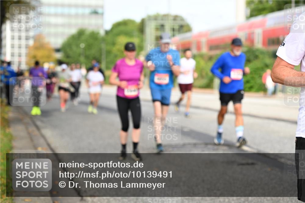 06.09.2026 - CURREX Alsterlauf Dr. Thomas Lammeyer http://msf.ph/oto/10139491 06.09.2026 10:06:32 Laufen  meine-sportfotos.de