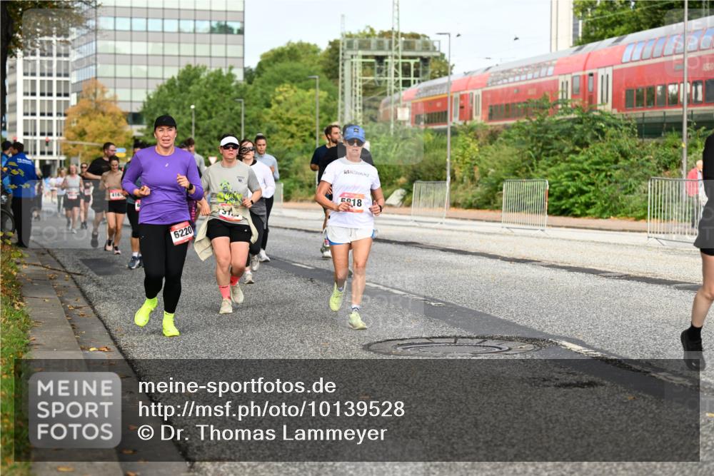 06.09.2026 - CURREX Alsterlauf Dr. Thomas Lammeyer http://msf.ph/oto/10139528 06.09.2026 10:06:36 Laufen 4167, 918, 6220 meine-sportfotos.de