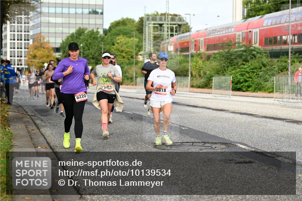06.09.2026 - CURREX Alsterlauf Dr. Thomas Lammeyer http://msf.ph/oto/10139534 06.09.2026 10:06:36 Laufen 6220, 818 meine-sportfotos.de