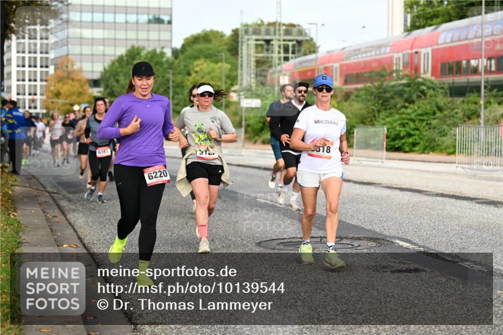 06.09.2026 - CURREX Alsterlauf Dr. Thomas Lammeyer http://msf.ph/oto/10139544 06.09.2026 10:06:37 Laufen 6165, 6220, 312, 318 meine-sportfotos.de