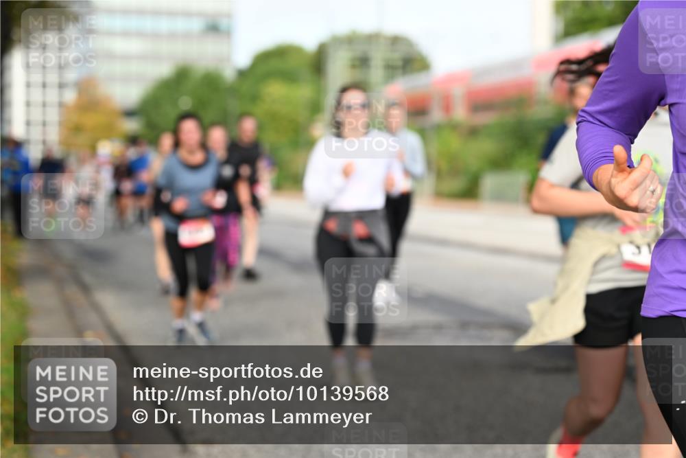 06.09.2026 - CURREX Alsterlauf Dr. Thomas Lammeyer http://msf.ph/oto/10139568 06.09.2026 10:06:40 Laufen  meine-sportfotos.de