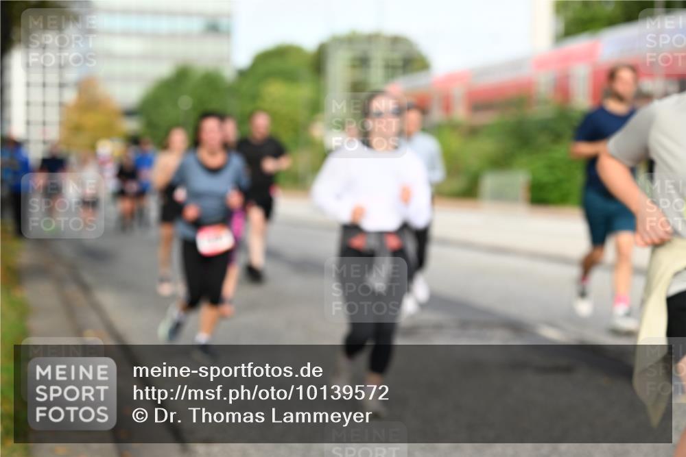 06.09.2026 - CURREX Alsterlauf Dr. Thomas Lammeyer http://msf.ph/oto/10139572 06.09.2026 10:06:40 Laufen  meine-sportfotos.de