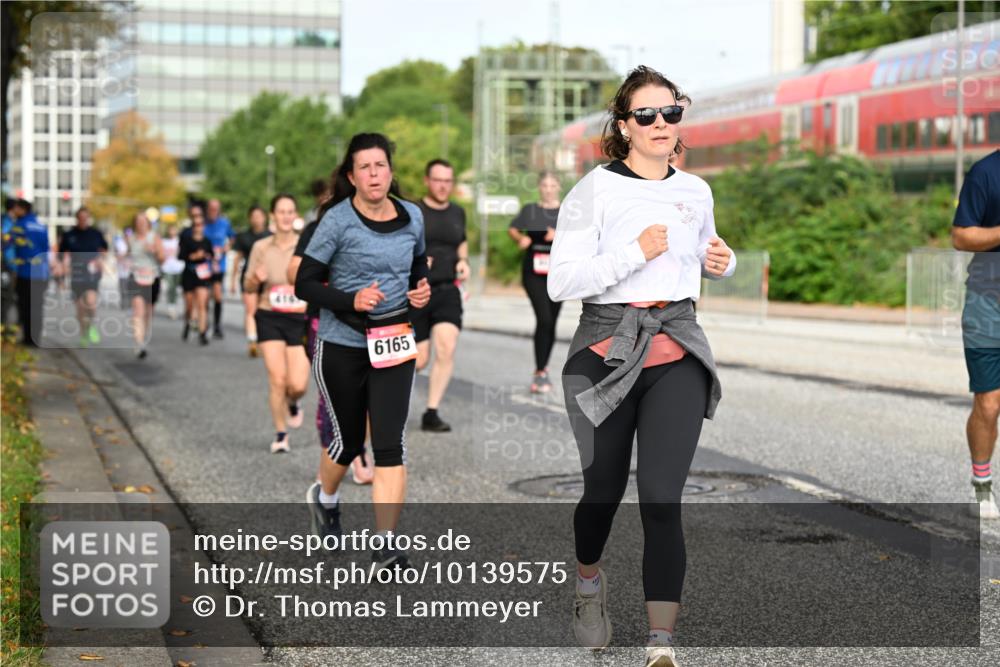 06.09.2026 - CURREX Alsterlauf Dr. Thomas Lammeyer http://msf.ph/oto/10139575 06.09.2026 10:06:40 Laufen 6165 meine-sportfotos.de