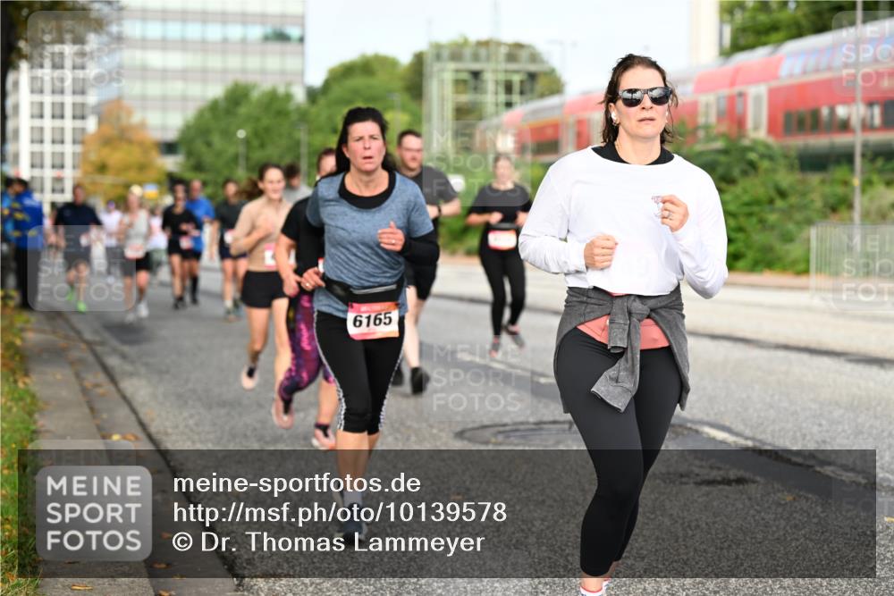 06.09.2026 - CURREX Alsterlauf Dr. Thomas Lammeyer http://msf.ph/oto/10139578 06.09.2026 10:06:41 Laufen 6165 meine-sportfotos.de