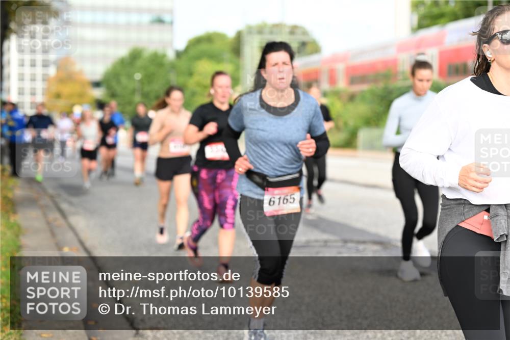 06.09.2026 - CURREX Alsterlauf Dr. Thomas Lammeyer http://msf.ph/oto/10139585 06.09.2026 10:06:41 Laufen 6165 meine-sportfotos.de