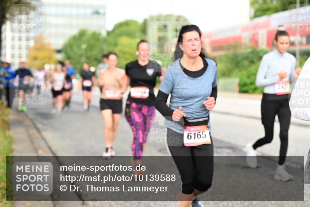 06.09.2026 - CURREX Alsterlauf Dr. Thomas Lammeyer http://msf.ph/oto/10139588 06.09.2026 10:06:42 Laufen 6165 meine-sportfotos.de