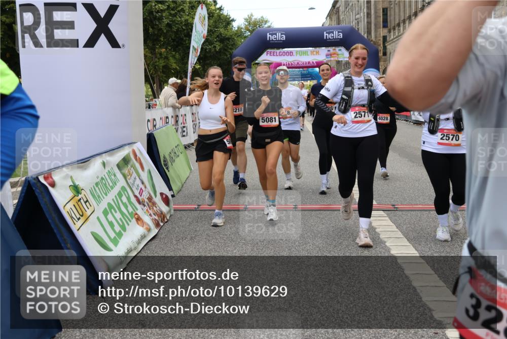 06.09.2026 - CURREX Alsterlauf Strokosch-Dieckow http://msf.ph/oto/10139629 06.09.2026 10:16:02 Ziel 2570, 2571, 2689, 3234, 3281, 3311, 4028, 4043, 4154, 4156, 4264, 4319, 4320, 4733, 5065, 5081, 5476, 5618, 8218 meine-sportfotos.de