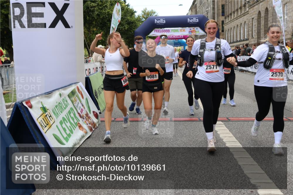 06.09.2026 - CURREX Alsterlauf Strokosch-Dieckow http://msf.ph/oto/10139661 06.09.2026 10:16:02 Ziel 2570, 2571, 2689, 3234, 3281, 3311, 4028, 4043, 4154, 4156, 4264, 4319, 4320, 4733, 5065, 5081, 5476, 5618, 8218 meine-sportfotos.de