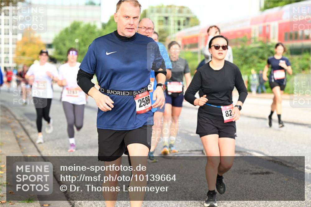 06.09.2026 - CURREX Alsterlauf Dr. Thomas Lammeyer http://msf.ph/oto/10139664 06.09.2026 10:06:49 Laufen 2203, 2589, 820 meine-sportfotos.de