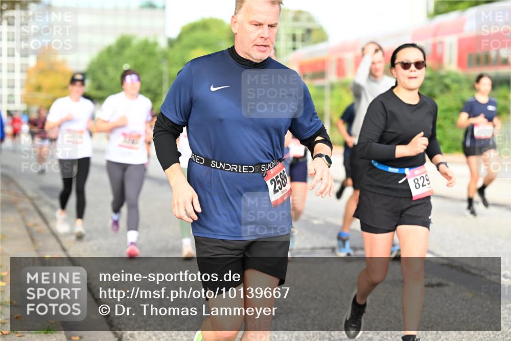 06.09.2026 - CURREX Alsterlauf Dr. Thomas Lammeyer http://msf.ph/oto/10139667 06.09.2026 10:06:50 Laufen 2589, 829 meine-sportfotos.de