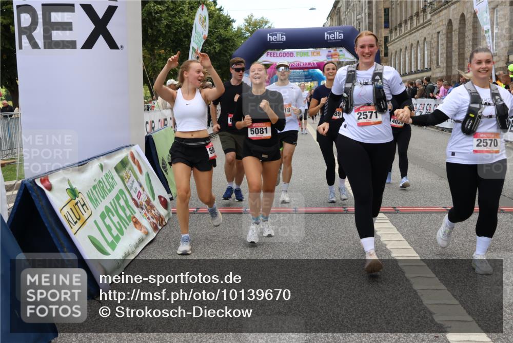 06.09.2026 - CURREX Alsterlauf Strokosch-Dieckow http://msf.ph/oto/10139670 06.09.2026 10:16:03 Ziel 2570, 2571, 2689, 2810, 3234, 3281, 3311, 4028, 4043, 4154, 4156, 4264, 4319, 4320, 4733, 5065, 5081, 5476, 5618, 5825, 8218 meine-sportfotos.de