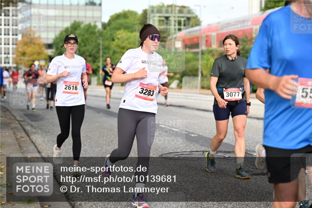 06.09.2026 - CURREX Alsterlauf Dr. Thomas Lammeyer http://msf.ph/oto/10139681 06.09.2026 10:06:51 Laufen 2616, 3283, 3077, 55 meine-sportfotos.de