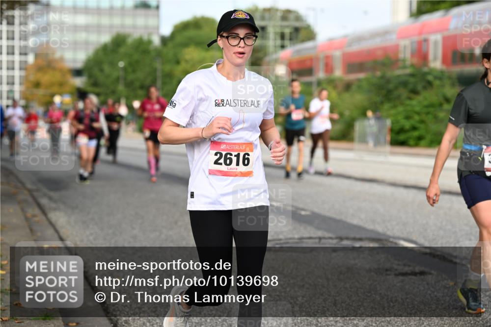 06.09.2026 - CURREX Alsterlauf Dr. Thomas Lammeyer http://msf.ph/oto/10139698 06.09.2026 10:06:53 Laufen 2616 meine-sportfotos.de