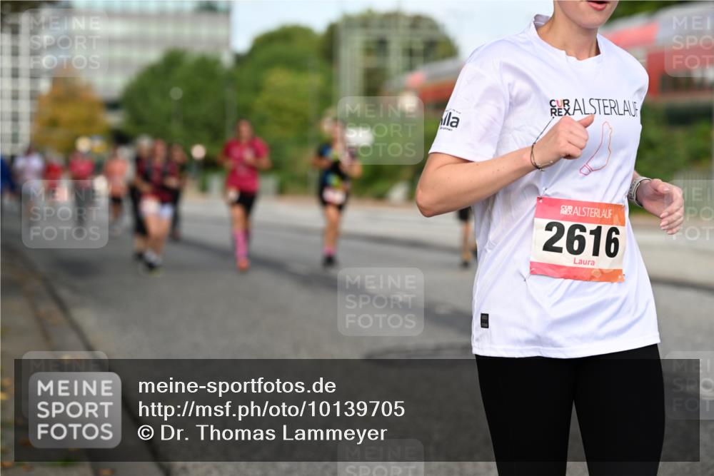 06.09.2026 - CURREX Alsterlauf Dr. Thomas Lammeyer http://msf.ph/oto/10139705 06.09.2026 10:06:53 Laufen 2616 meine-sportfotos.de