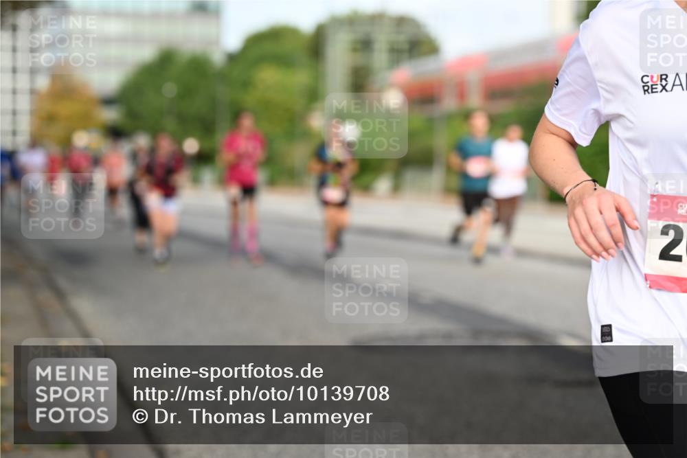 06.09.2026 - CURREX Alsterlauf Dr. Thomas Lammeyer http://msf.ph/oto/10139708 06.09.2026 10:06:53 Laufen 608, 2 meine-sportfotos.de